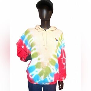 HAND DYED V RELAXED PULLOVER HOODIE - TIE DYE SAND // BLUE RED